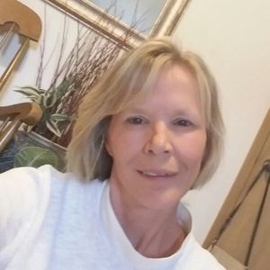 Meet your Posher, Laurie